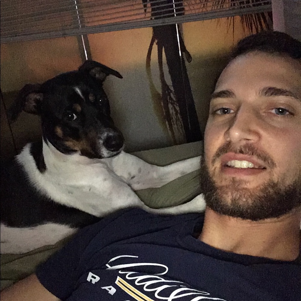 Meet your Posher, Dom